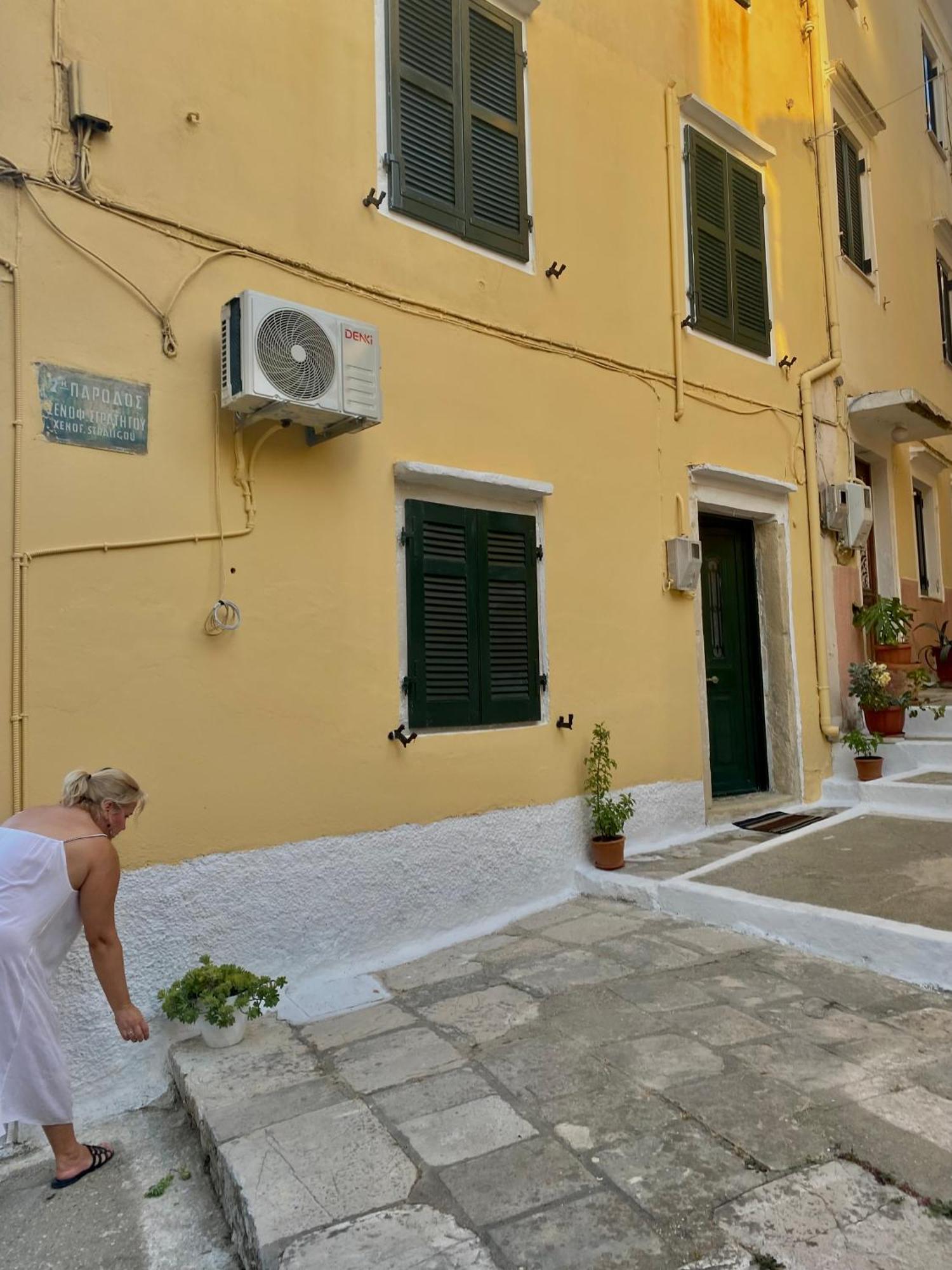 Corfu Port Art Apartment *