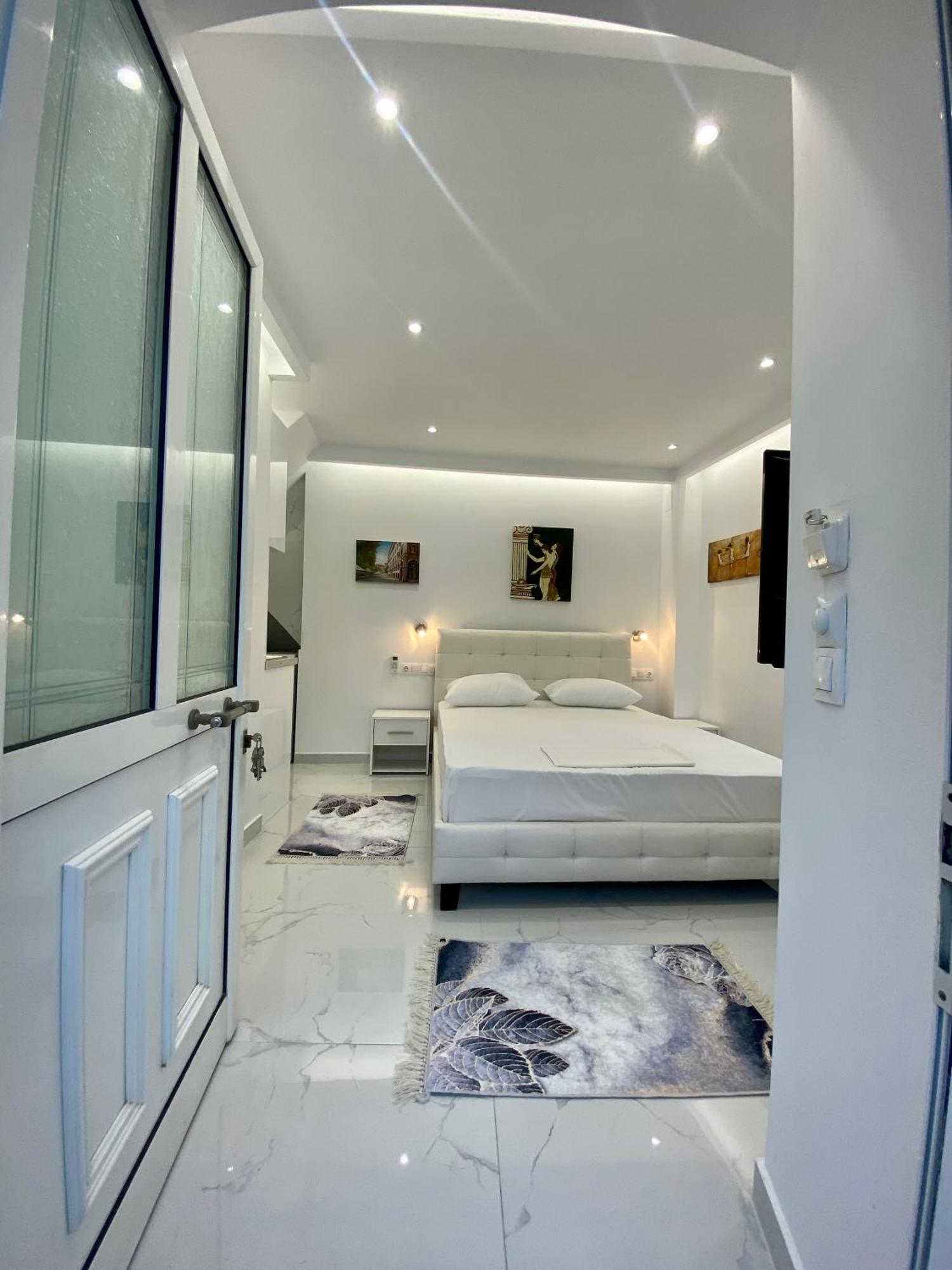 Corfu Port Art Apartment