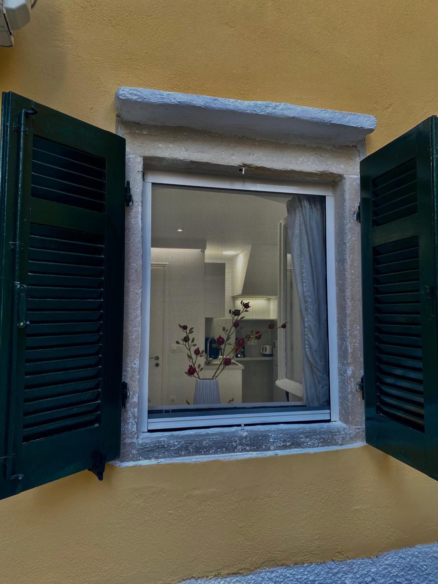 Apartment Corfu Port Art